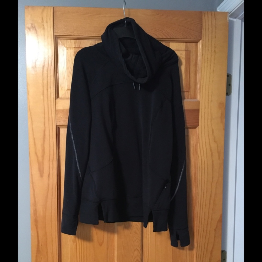 Lululemon long sleeve running shirt